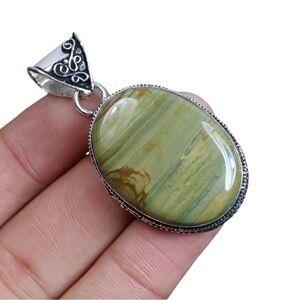 Natural samsonite pendant